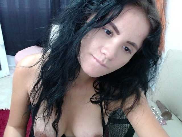 Фотографије SofiaFranco i love to squirt i can do it several times so lets do it guysCum show at goalPVT ON @remain 777