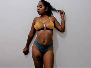 Еротски видео цхат SOFIAsquirt19