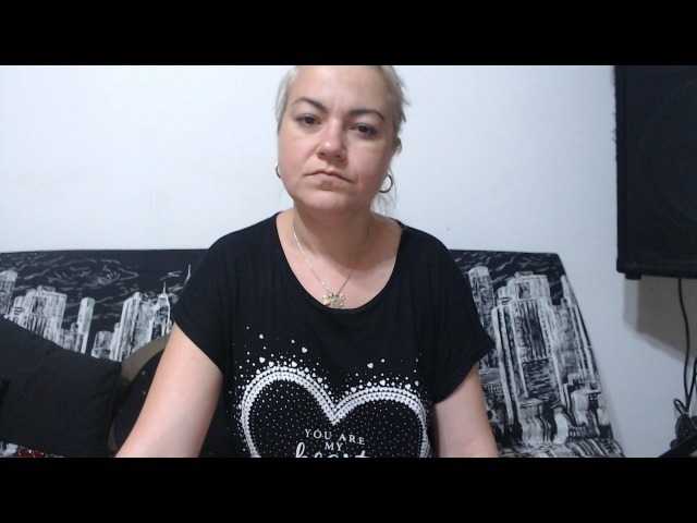 Емитовање снимка екрана Softhottmilf
