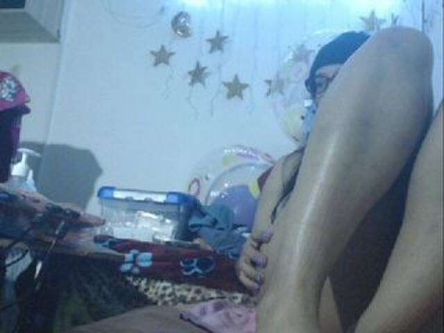 Емитовање снимка екрана sofy_dirtyHot