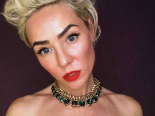 Еротски видео цхат Sonya-Fry