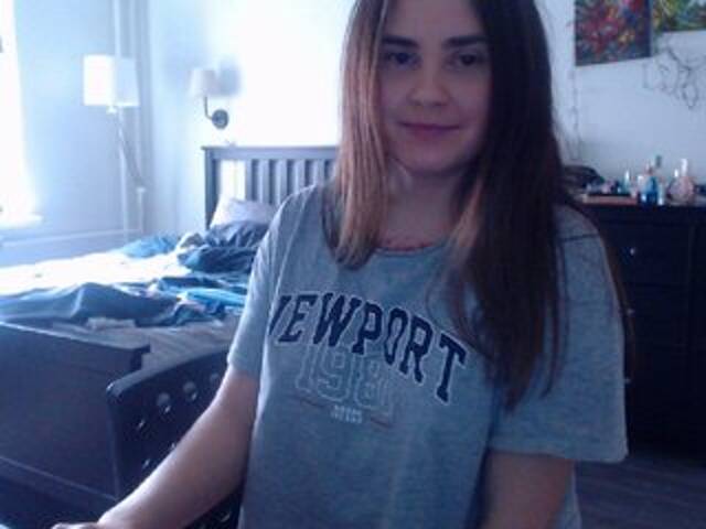 Емитовање снимка екрана DearSonya