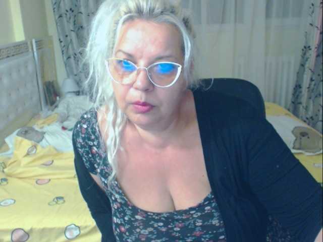 Фотографије SonyaHotMilf