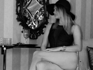 Еротски видео цхат sonyajolie