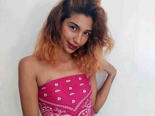 Еротски видео цхат SoofiaAlvarez