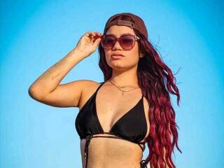 Еротски видео цхат SophiaLuxx