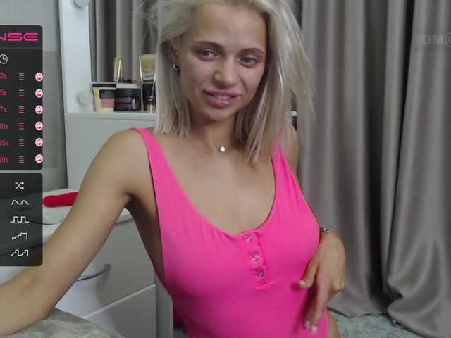 Емитовање снимка екрана Sophie-Xeon