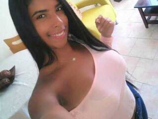 Еротски видео цхат SophyHanz