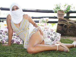 Еротски видео цхат Souzan-halabi