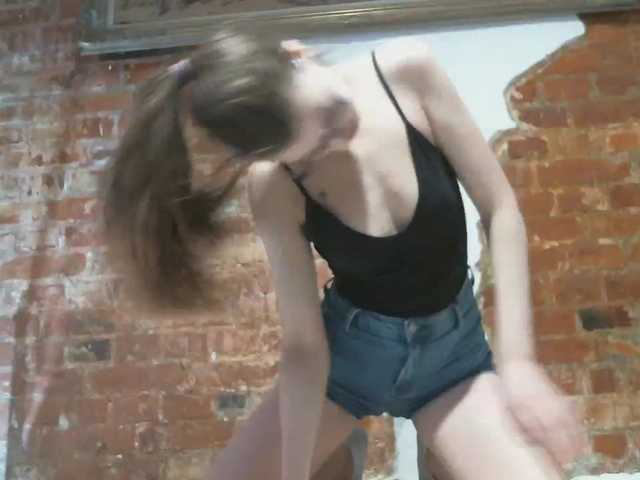 Емитовање снимка екрана SpaceYennefer