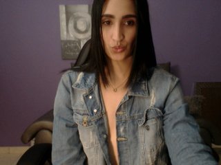 Фотографије Stacycross Striptease show - #latina #hot and #cute Do you want more? I don't believe #lovense #boobs #ass and so #sexy Do you want to be my #daddy?