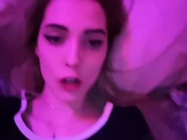 Емитовање снимка екрана sy4kagirl