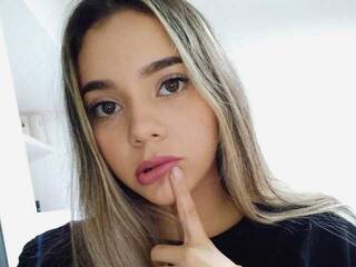 Еротски видео цхат summercambers