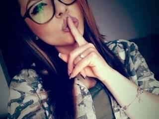 Еротски видео цхат CindyMellodie