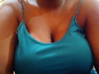 Еротски видео цхат Sweet-teyy