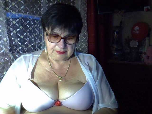 Фотографије SweetCherry00 no tip no wishes, 30 current I will show the figure, subscription 10, camera 50 token