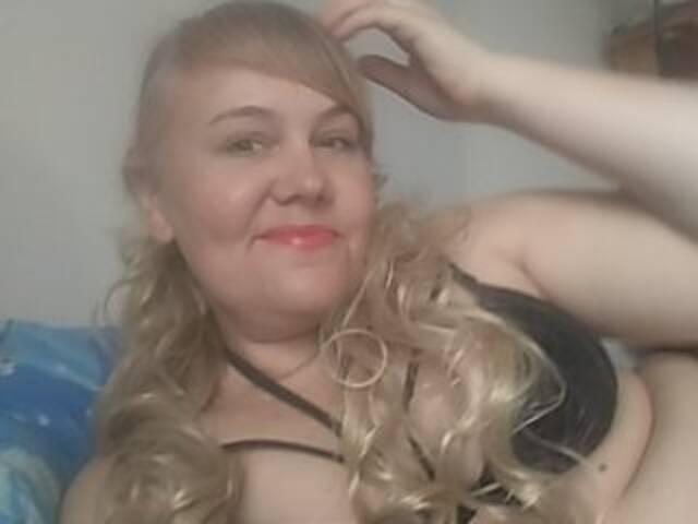 Емитовање снимка екрана sweetmodel123