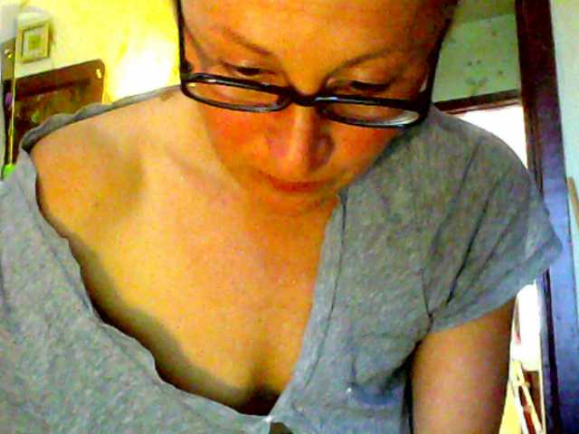 Емитовање снимка екрана SweetNusya