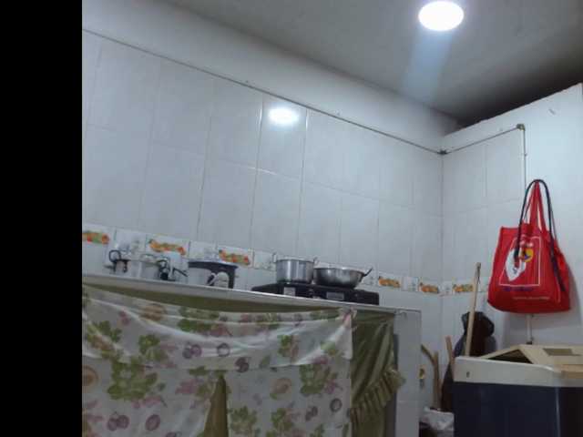 Емитовање снимка екрана sweetyhotss