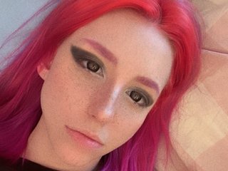 Еротски видео цхат Sylvia-Walker