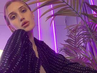 Еротски видео цхат TallTiranda