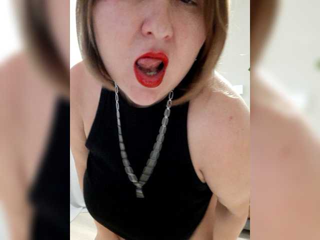 Емитовање снимка екрана Tanyastifleraa