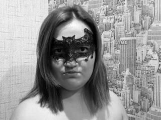 Еротски видео цхат TarnessaShow