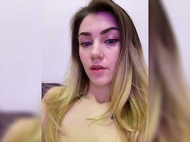 Емитовање снимка екрана KristiIvanna