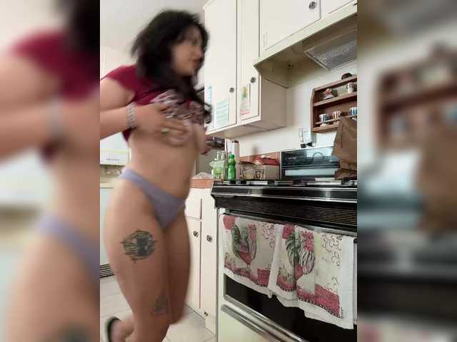 Емитовање снимка екрана Tastycakes999