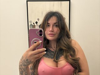 Еротски видео цхат Tattoogirlalina
