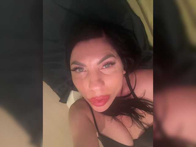 Емитовање снимка екрана Tatushaa