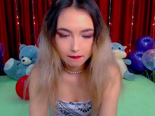 Фотографије TeaRose12 Heyy everyone! I`m inviting you all to my birthday party today٩(◕‿◕｡)۶ it would be fuun! #asian #new #mistress #joi #cei #cute