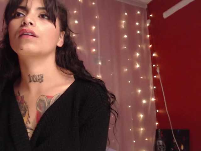 Фотографије terezza1 hey welcome to my room!!#latina#teen#tattos#pretty#sexy naked!!! finguer in pussy cum