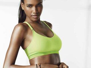 Еротски видео цхат TessaXHoney