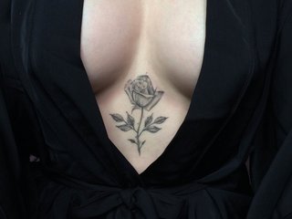 Еротски видео цхат ThebesthornyasiangirL