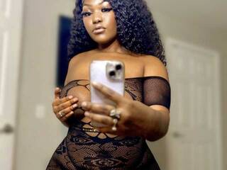 Еротски видео цхат Throatgoddess1