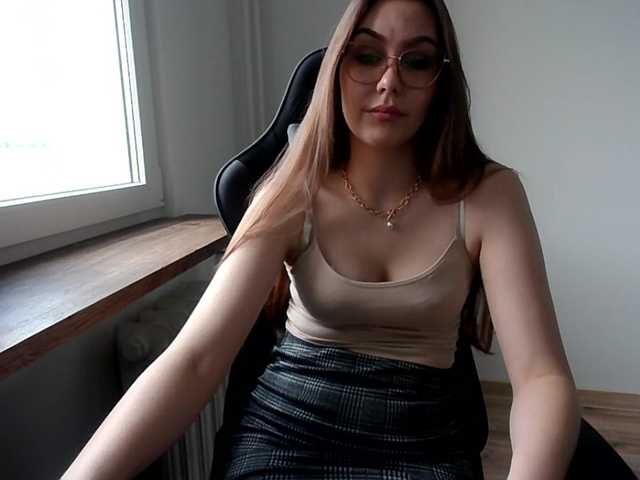 Фотографије TiaLove lets have fun and explore each others bodies and minds :P :* joi, cbt, cei, sph, domination, roleplays, dirty talk