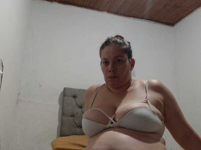 Емитовање снимка екрана tiffa1hot