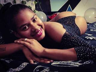 Еротски видео цхат TiffanyEbonny