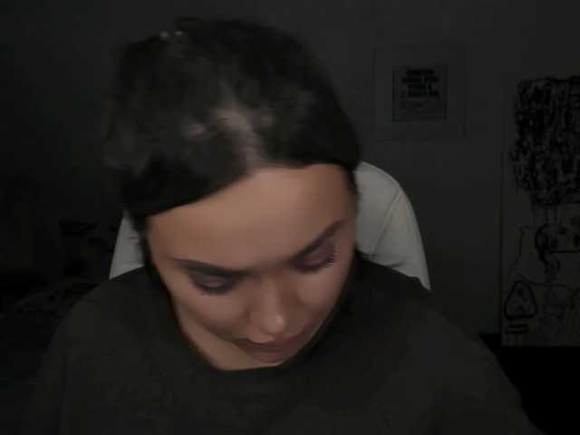 Емитовање снимка екрана Tiffffanyy