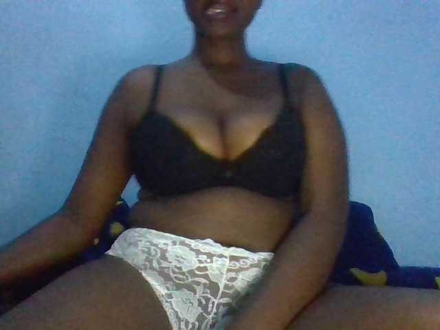 Емитовање снимка екрана Tightpussy22