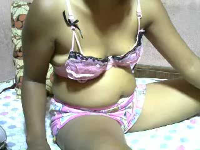 Емитовање снимка екрана TinahForyh