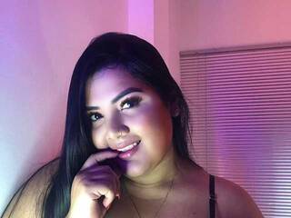 Еротски видео цхат TINAHILLS