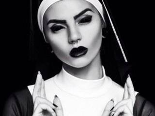 Еротски видео цхат TinaKim69