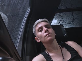 Еротски видео цхат TomboygirlKS