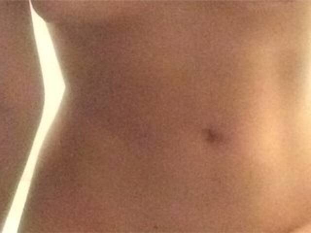 Емитовање снимка екрана tenderlybaeee