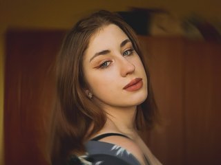 Еротски видео цхат TracyCute