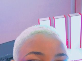 Еротски видео цхат Trixiee