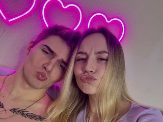 Еротски видео цхат TwinTurboCouple