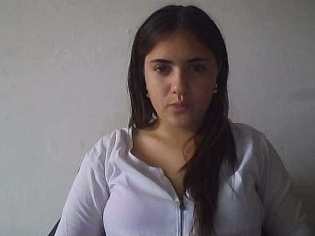 Емитовање снимка екрана valentinaLee